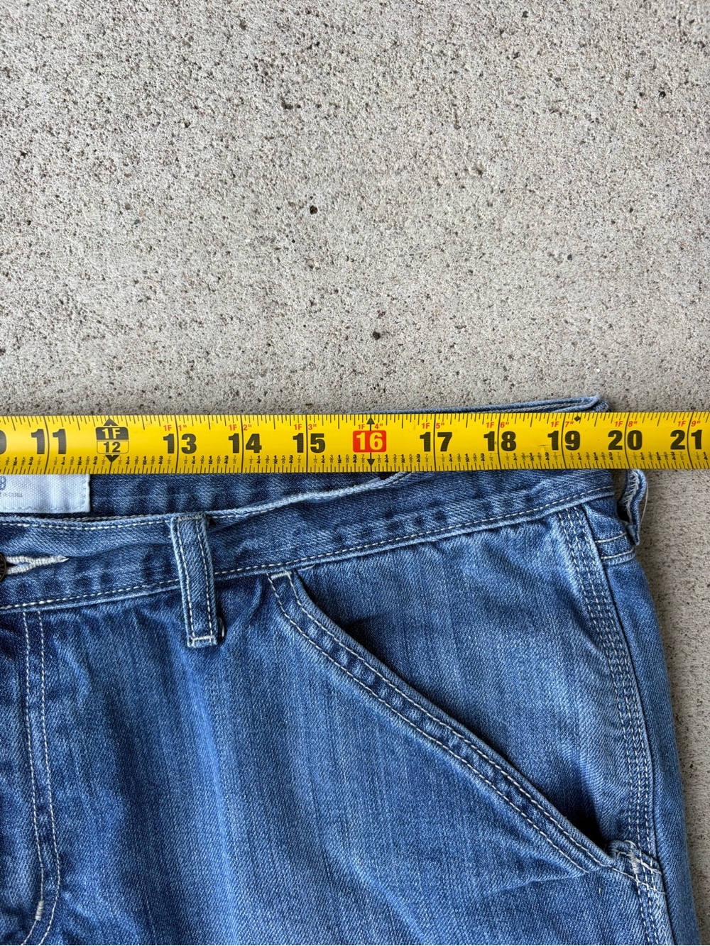 Vintage Baggy 2011 Old Navy Baggy Denim Carpenter Shorts Jorts Blue 39 x 11.5 - Picture 6 of 8